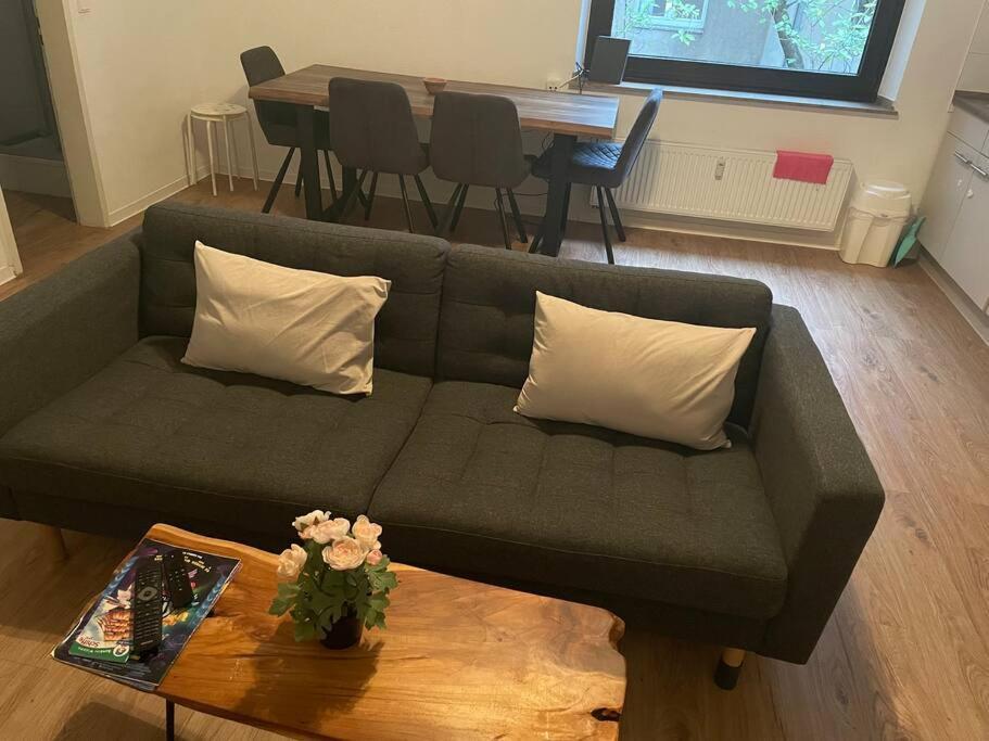 Zentrale Wohnung Direkt Am Hauptbahnhof - Bismarck Düsseldorf Exteriér fotografie