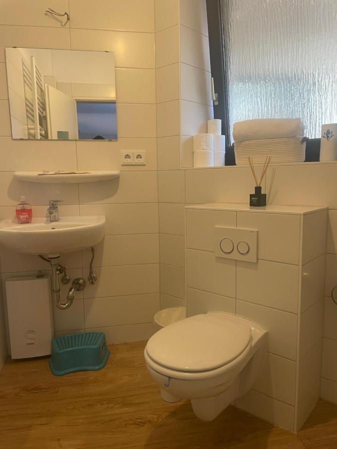 Zentrale Wohnung Direkt Am Hauptbahnhof - Bismarck Düsseldorf Exteriér fotografie