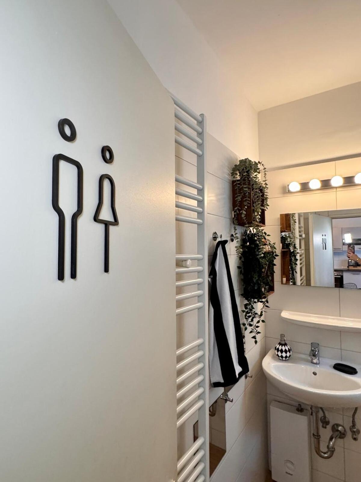 Zentrale Wohnung Direkt Am Hauptbahnhof - Bismarck Düsseldorf Exteriér fotografie