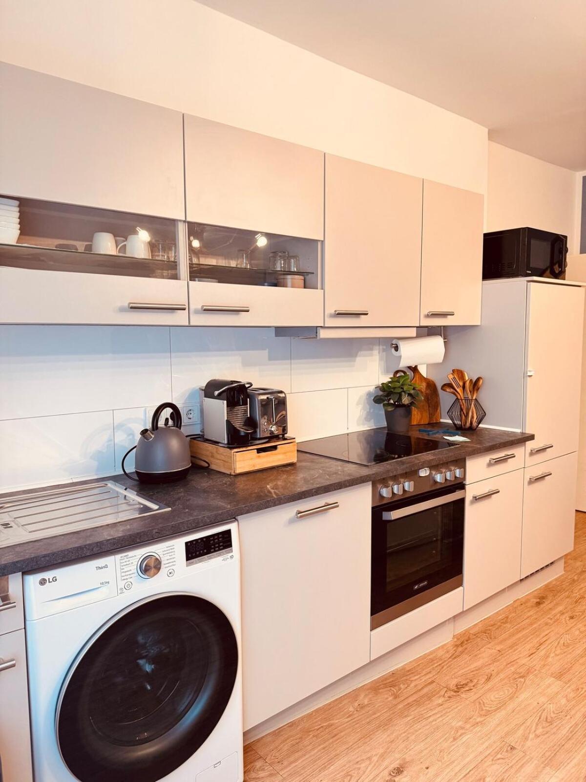 Zentrale Wohnung Direkt Am Hauptbahnhof - Bismarck Düsseldorf Exteriér fotografie
